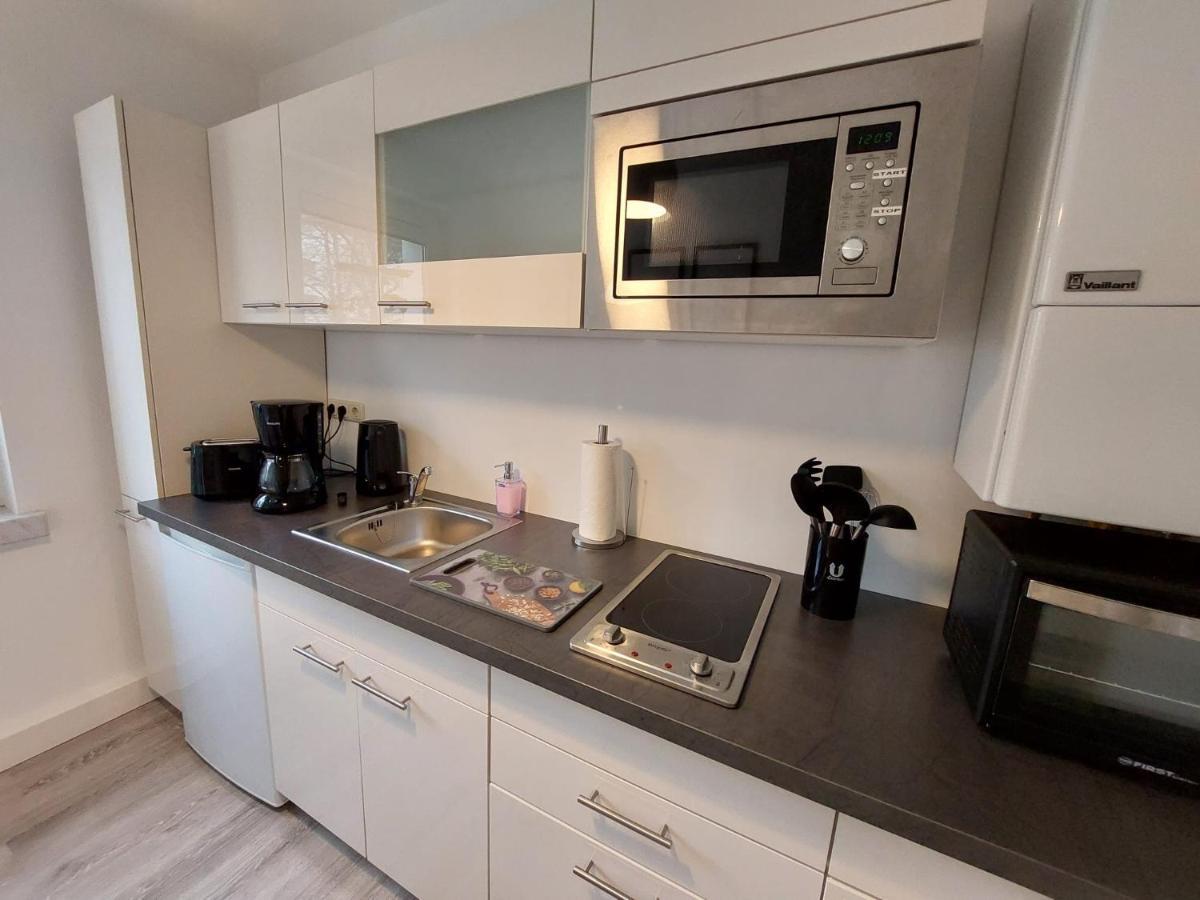 Helles Modern Eingerichtetes Apartment Halle  Luaran gambar